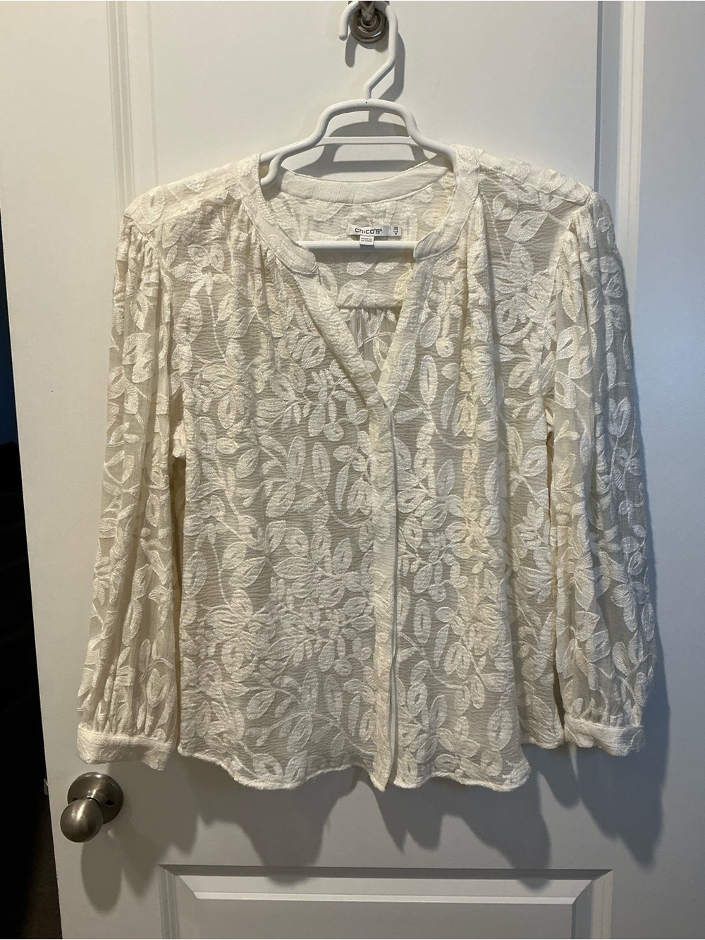 Chico's Ivory Floral Lace V-Neck Long Sleeve Blouse